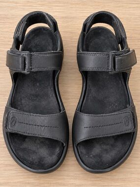 Aravon by New Balance Black Leather 3-Strap Comfort Sandals Women’s 9B
